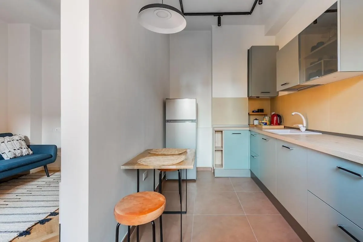 Oasis Apartment Bologna 0*,